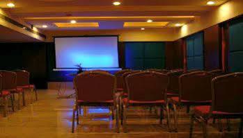 Hotel Hampshire Plaza Hyderabad