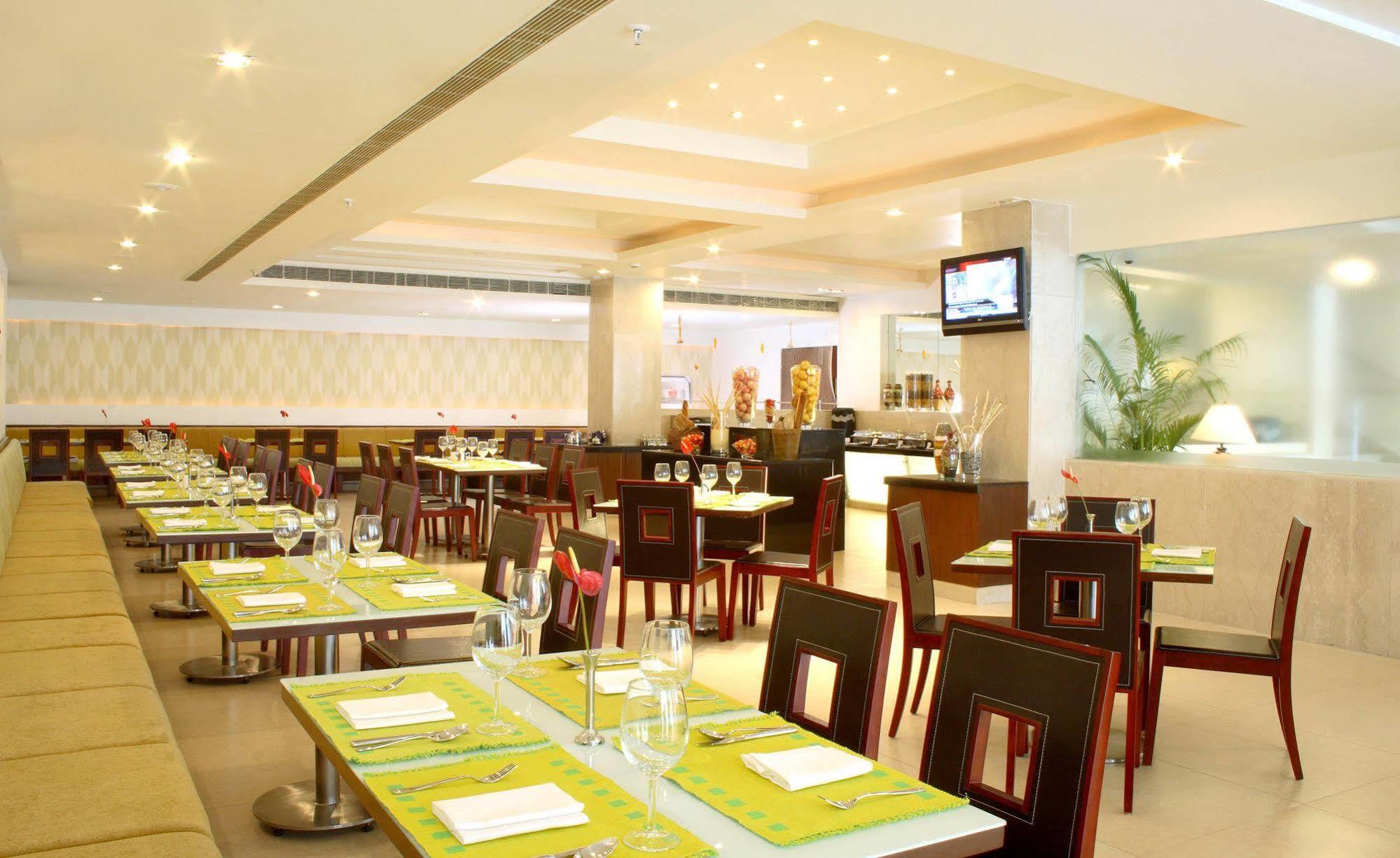 Hotel Hampshire Plaza Hyderabad