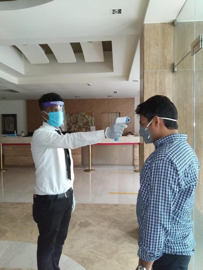 Hotel Hampshire Plaza Hyderabad